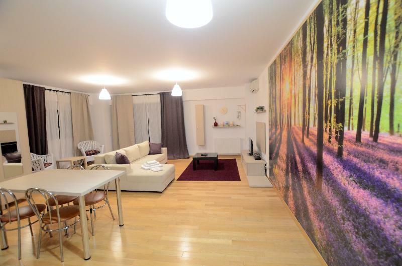 Upground Aparthotel 3*