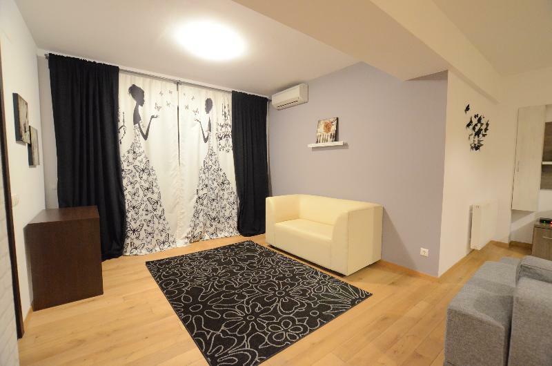 Upground Aparthotel 3*